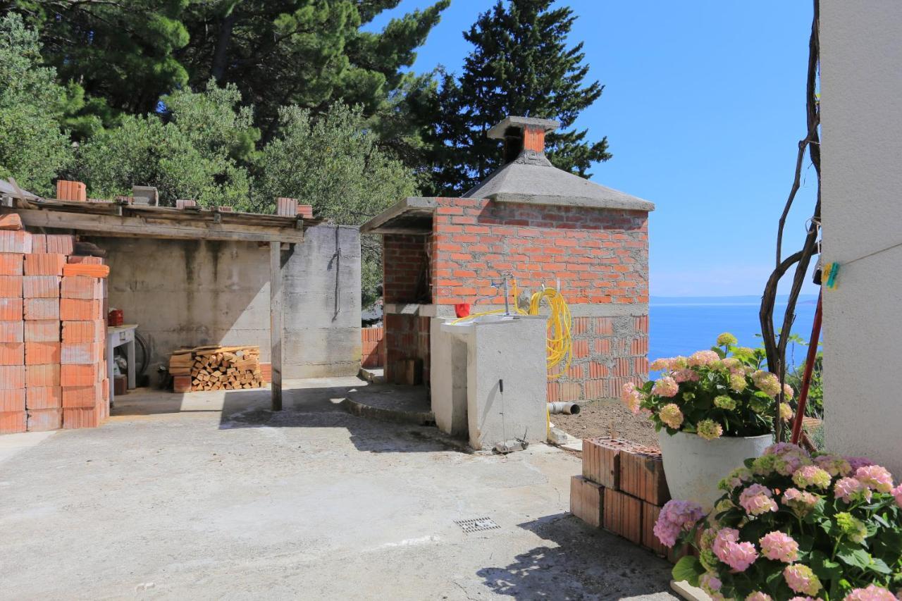 Apartments with a parking space Brela, Makarska - 6043 Bagian luar foto